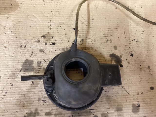 bontott VW PASSAT B7 Tankajtó