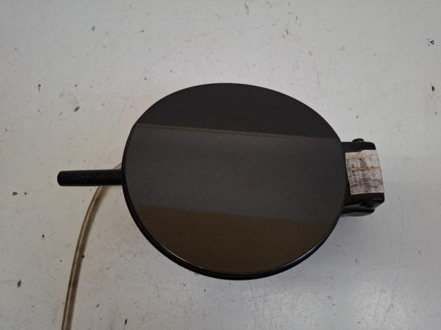 bontott VW PASSAT B7 Tankajtó