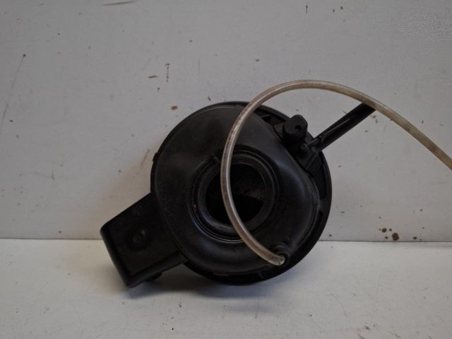 bontott VW PASSAT B7 Tankajtó