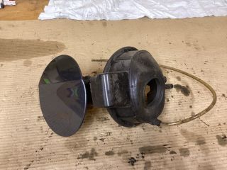 bontott VW PASSAT B7 Tankajtó