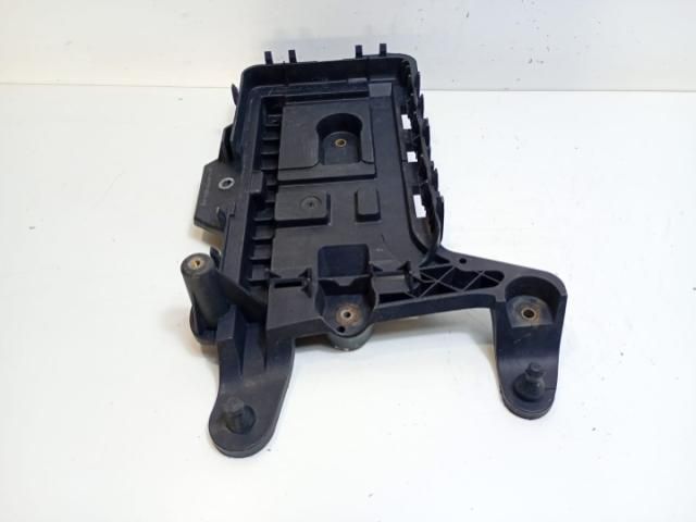 bontott VW PASSAT B7 Tartó Bak