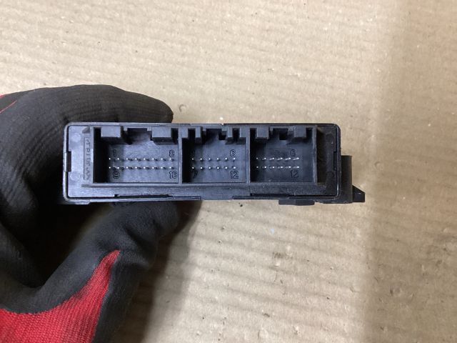 bontott VW PASSAT B7 Tolatóradar Elektronika