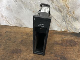 bontott VW PASSAT B7 USB Aljzat