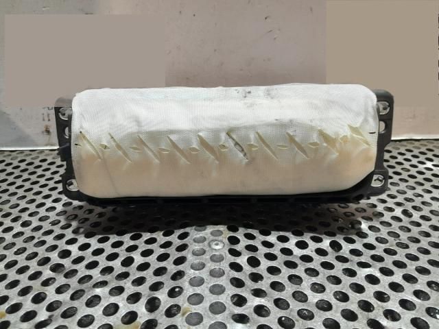 bontott VW PASSAT B7 Utasoldali Légzsák