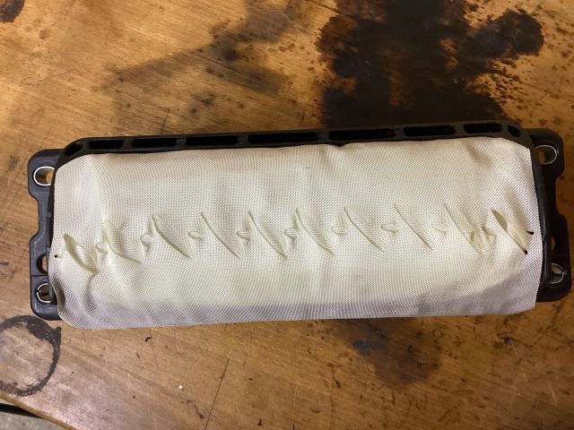 bontott VW PASSAT B7 Utasoldali Légzsák