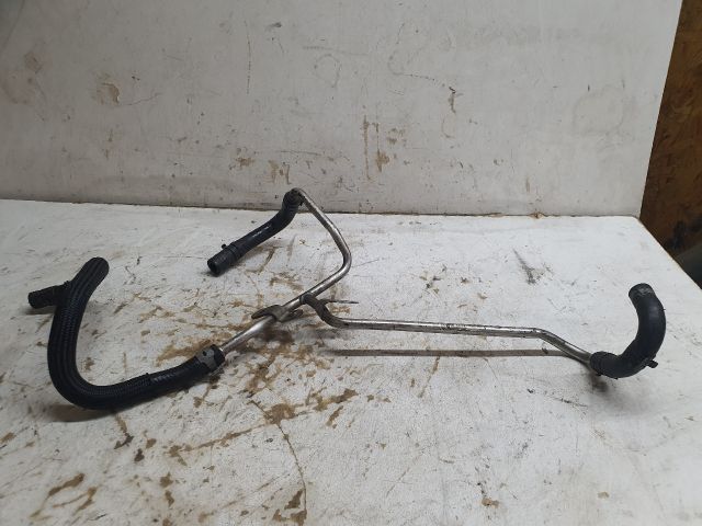 bontott VW PASSAT B7 Üzemanyagcső