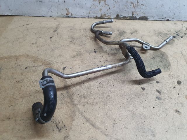 bontott VW PASSAT B7 Üzemanyagcső