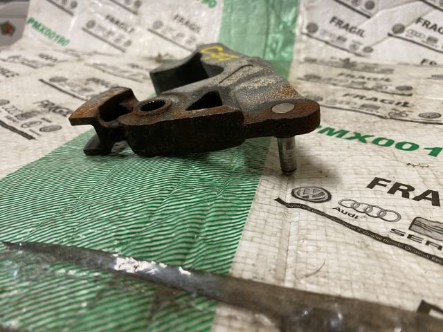 bontott VW PASSAT B7 Váltó Kapcsoló Villa