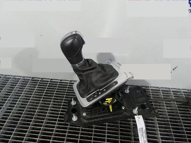 bontott VW PASSAT B7 Váltógomb