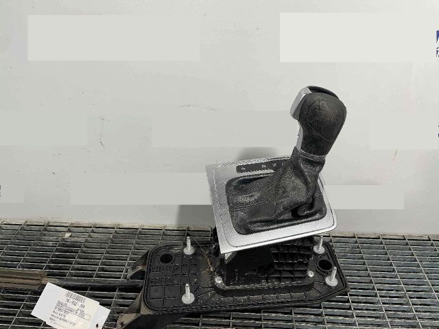 bontott VW PASSAT B7 Váltógomb