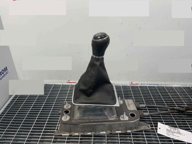 bontott VW PASSAT B7 Váltógomb