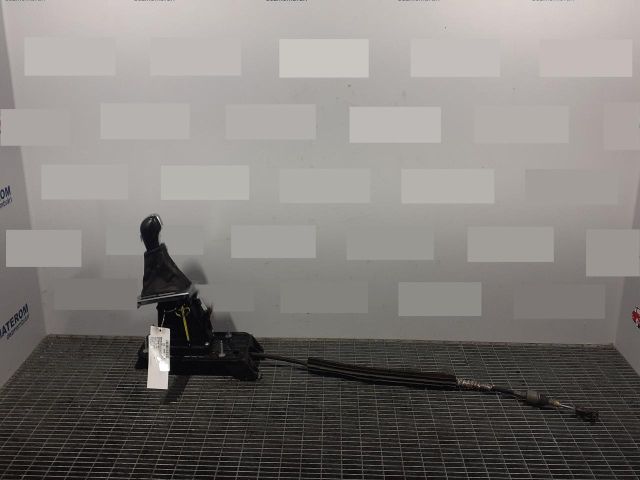 bontott VW PASSAT B7 Váltógomb