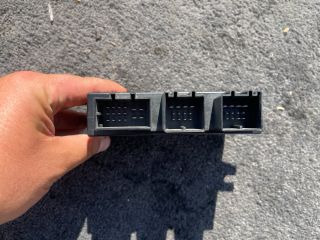 bontott VW PASSAT B7 Vonóhorog Elektronika