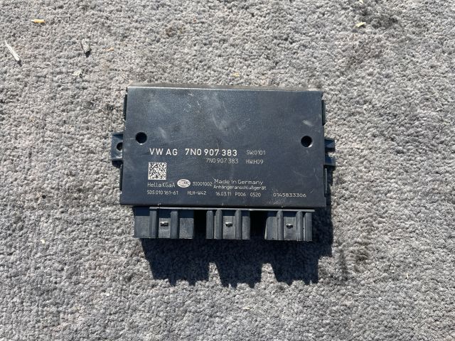 bontott VW PASSAT B7 Vonóhorog Elektronika