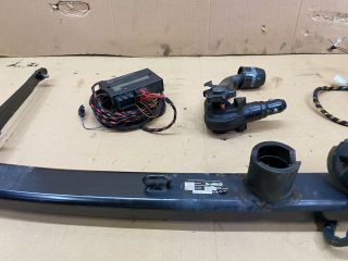 bontott VW PASSAT B7 Vonóhorog