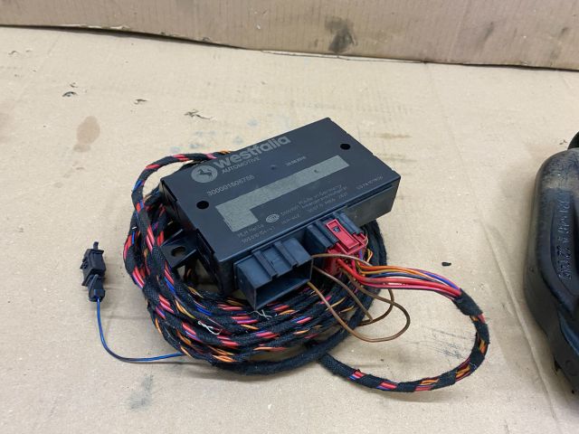 bontott VW PASSAT B7 Vonóhorog