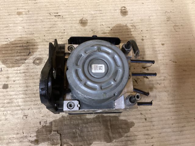 bontott VW PASSAT B8 ABS Kocka