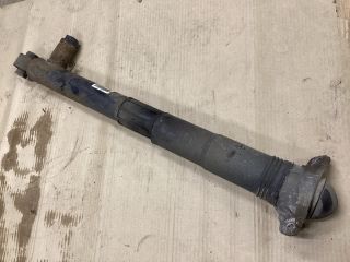 bontott VW PASSAT B8 Bal hátsó Lengéscsillapító