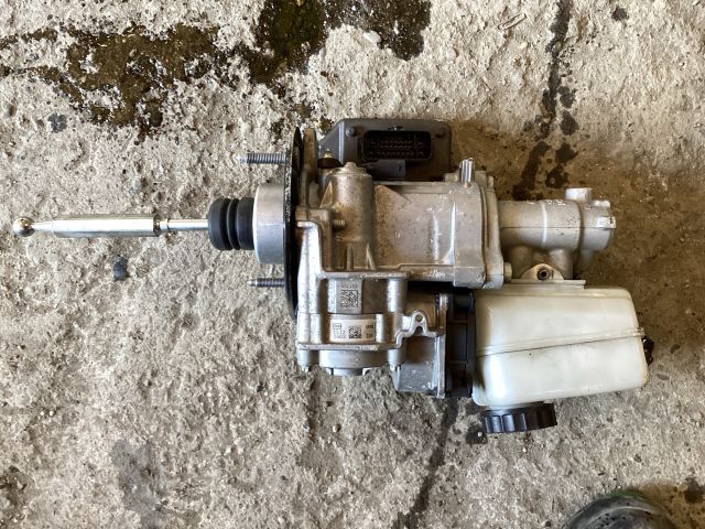 bontott VW PASSAT B8 Fékrásegítő