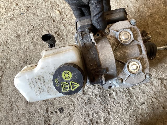 bontott VW PASSAT B8 Fékrásegítő