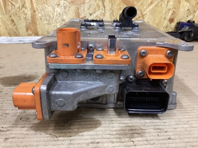 bontott VW PASSAT B8 Hybrid Akkumulátor Töltő