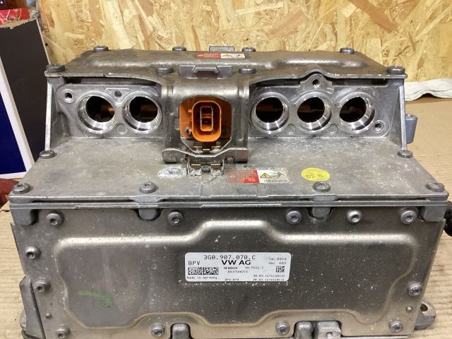 bontott VW PASSAT B8 Hybrid Inverter