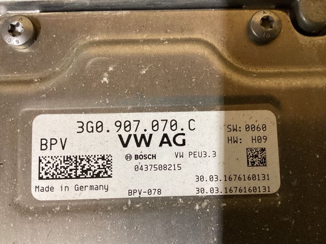 bontott VW PASSAT B8 Hybrid Inverter