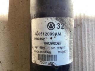 bontott VW PASSAT B8 Jobb hátsó Lengéscsillapító