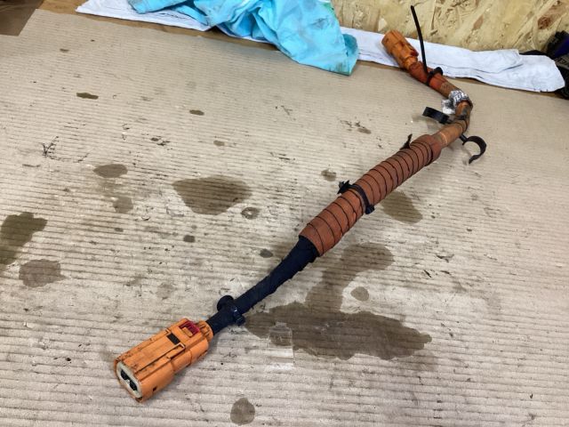 bontott VW PASSAT B8 Nagyfeszültségű Kábel