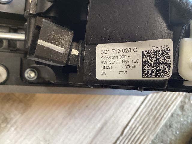 bontott VW PASSAT B8 Váltó Kulissza