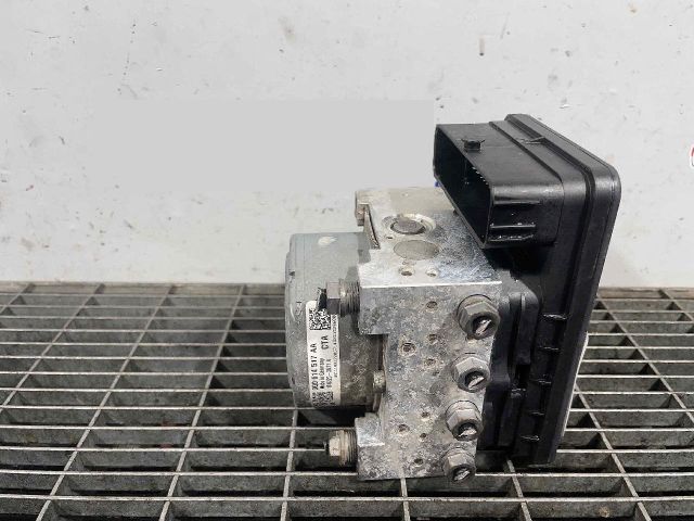 bontott VW PASSAT B8 ABS Kocka