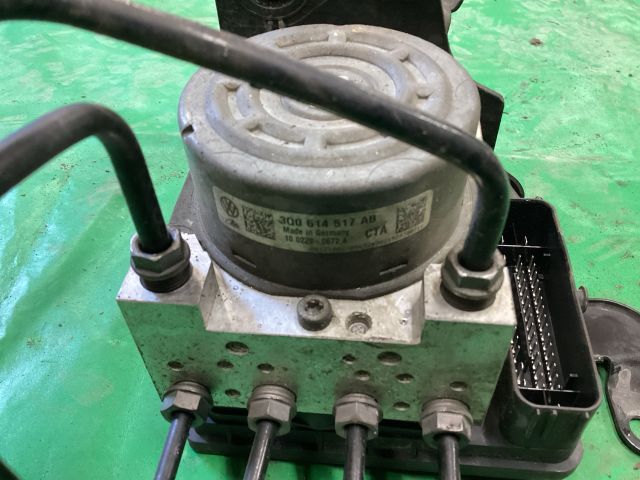 bontott VW PASSAT B8 ABS Kocka