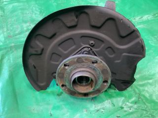 bontott VW PASSAT B8 Bal első Csonkállvány Kerékaggyal