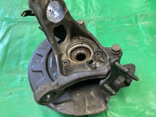 bontott VW PASSAT B8 Bal első Csonkállvány Kerékaggyal