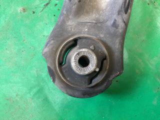 bontott VW PASSAT B8 Bal első Lengőkar