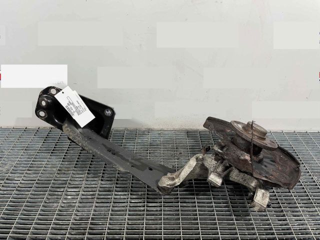 bontott VW PASSAT B8 Bal hátsó Csonkállvány