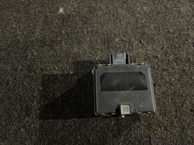 bontott VW PASSAT B8 Distronic Vezérlő Panel