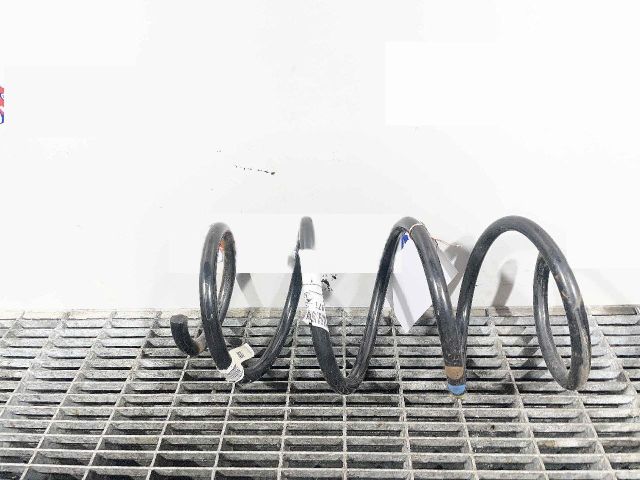 bontott VW PASSAT B8 Első Rugó