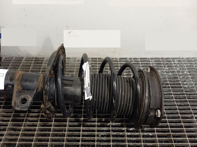 bontott VW PASSAT B8 Első Rugó