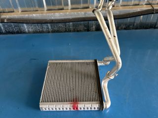 bontott VW PASSAT B8 Fűtőradiátor