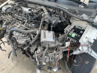 bontott VW PASSAT B8 Generátor