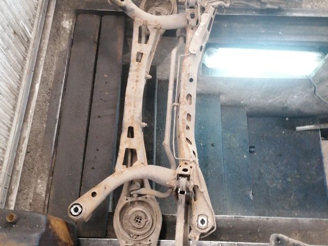 bontott VW PASSAT B8 Hátsó Híd (Tárcsafékes)