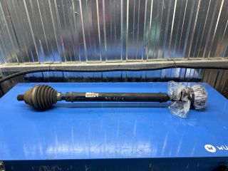 bontott VW PASSAT B8 Jobb Féltengely