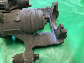 bontott VW PASSAT B8 Jobb hátsó Féknyereg Munkahengerrel