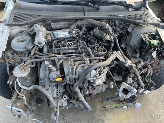 bontott VW PASSAT B8 Klímakompresszor