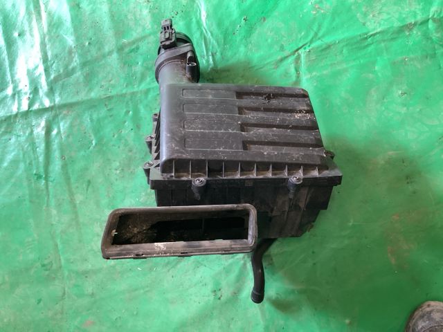 bontott VW PASSAT B8 Légszűrő Ház