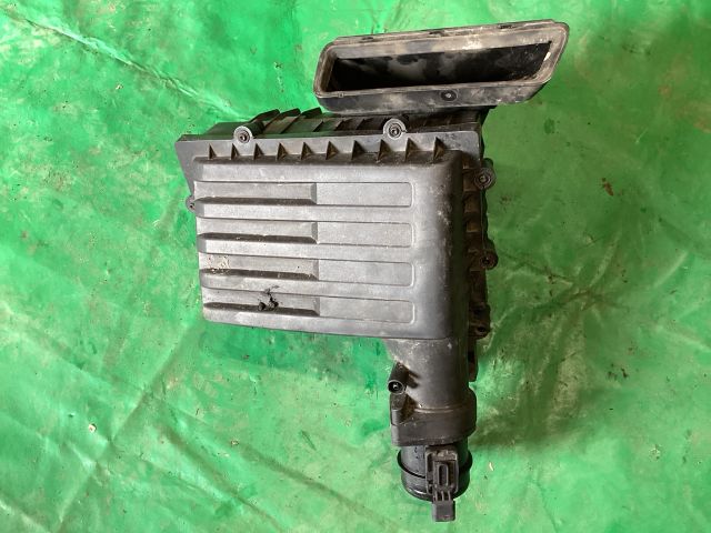 bontott VW PASSAT B8 Légszűrő Ház