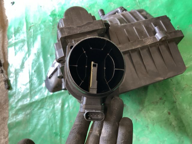 bontott VW PASSAT B8 Légszűrő Ház