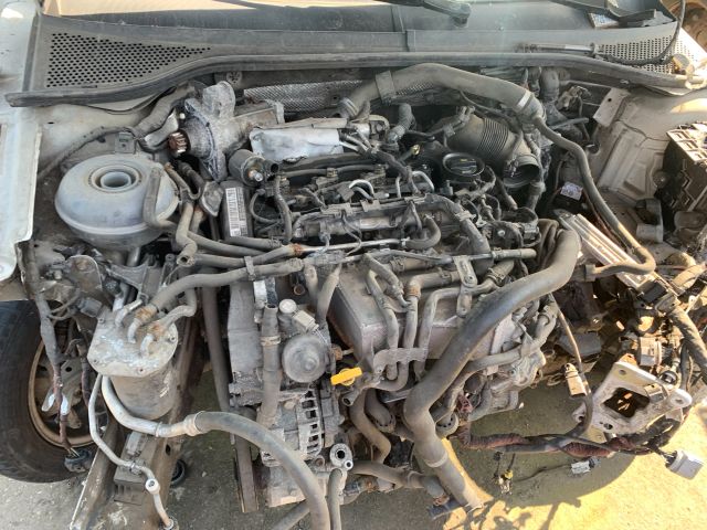 bontott VW PASSAT B8 Motorvezérlő