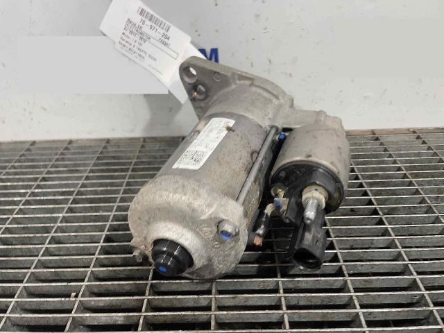 bontott VW PASSAT B8 Önindító